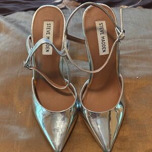 Steve Madden Shiny Silver Pointed Heels